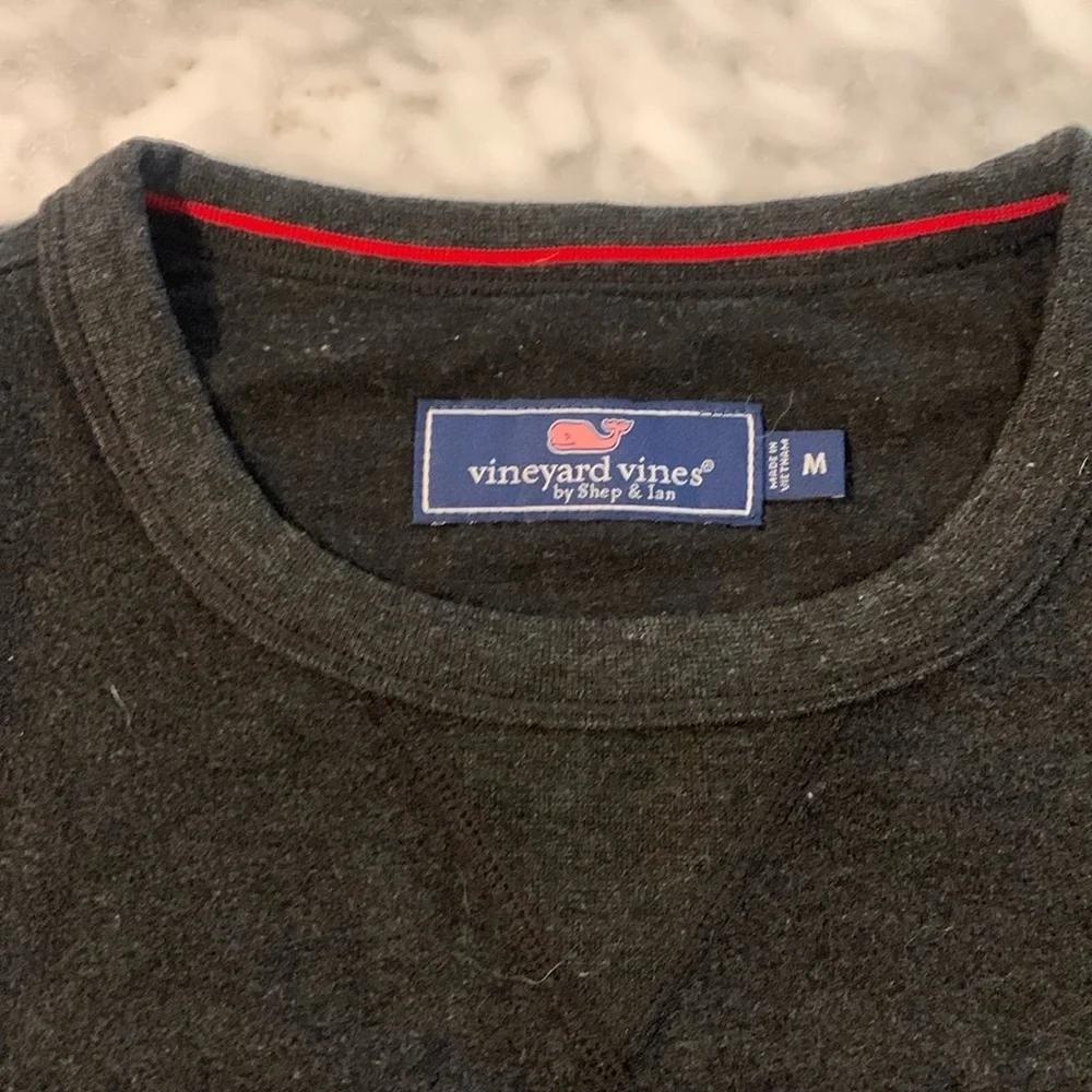 Men's gray Crew Neck Shirt, Vineyard Vines size Medium
